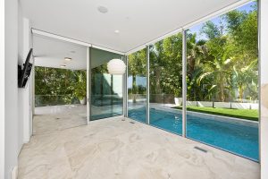 Boca Raton Pool Deck Resurfacing - Expert Services for Homeowners