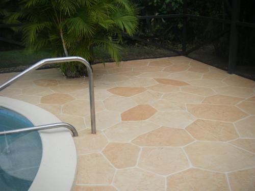 KAYLANI URO-TILE 106