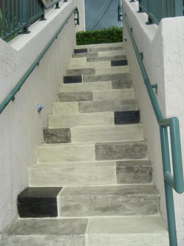 N.M. 2010  XMAS,B.D.4TH,UTJOBS 100